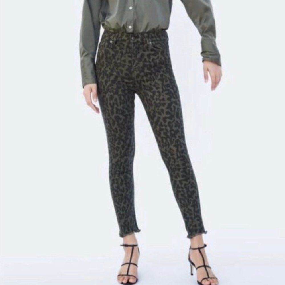 Zara Black Cheetah Print Skinny Jeans